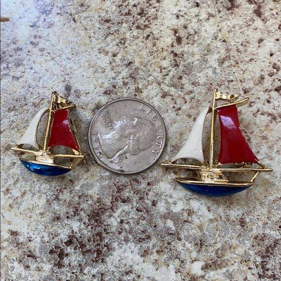 Vintage Gerrys sailboats brooch pins - Picture 4 of 4